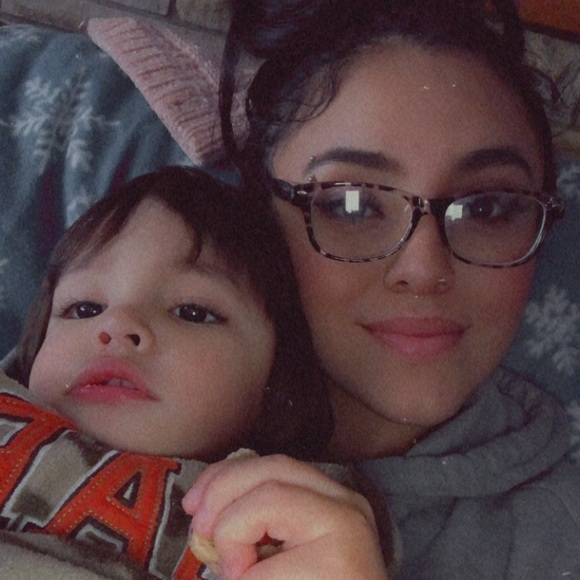 Meet your Posher, Karina - Picture 7 of 7